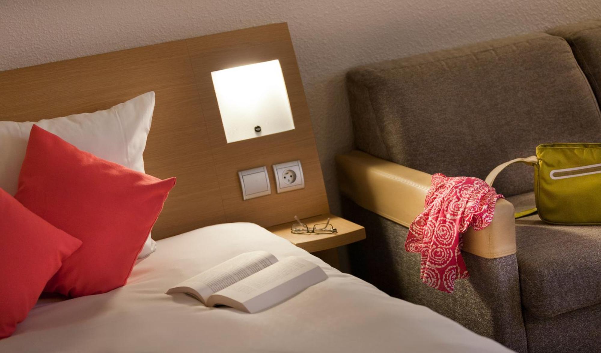Novotel Pau Pyrenees Lescar Bilik gambar